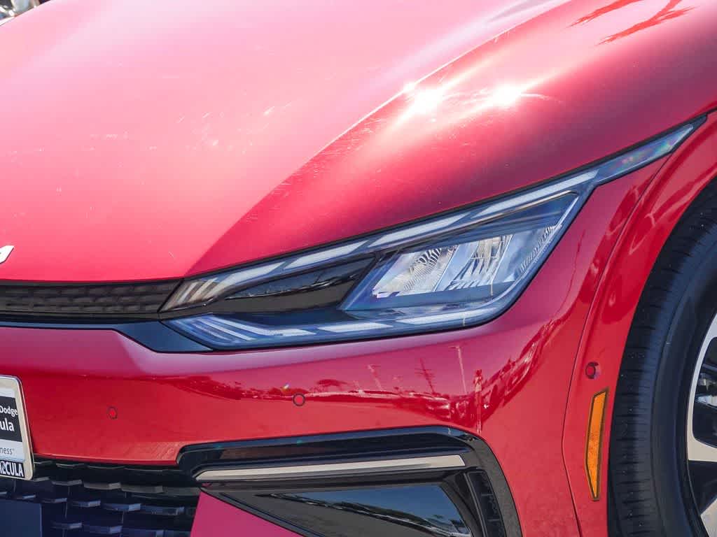 Thumbnail: 2023 Kia EV6 - 8