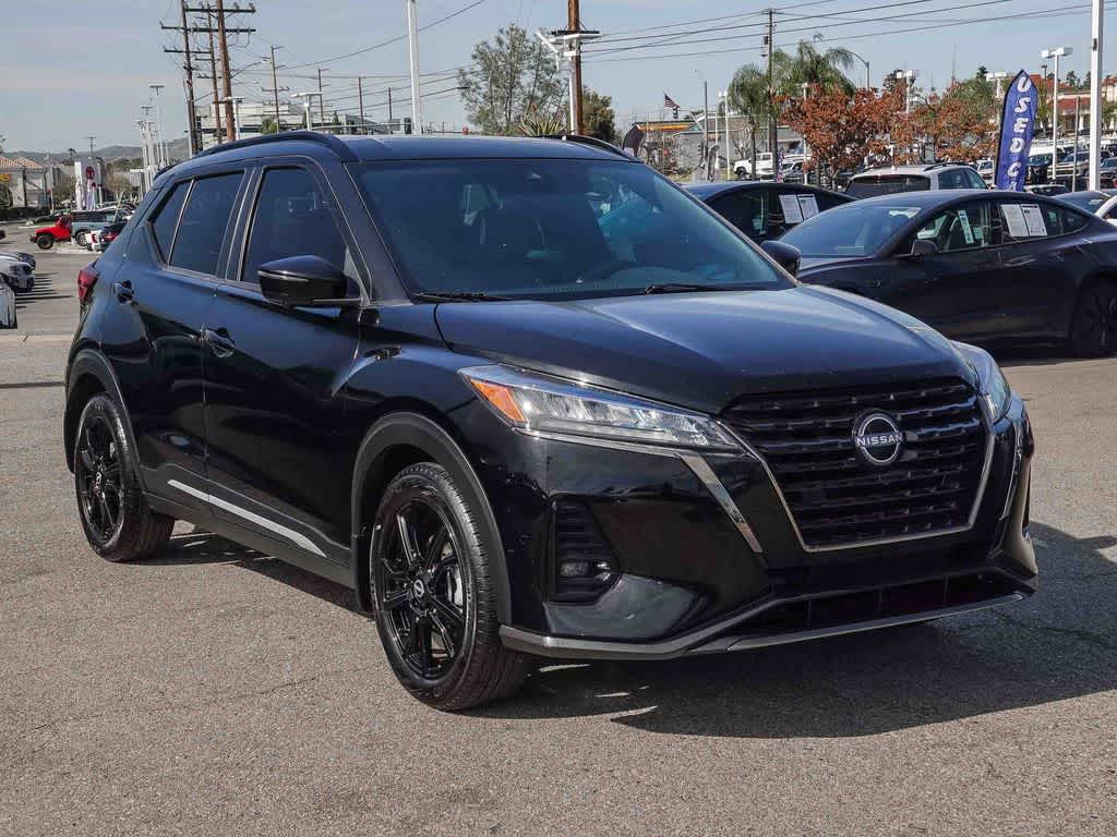 Thumbnail: 2023 Nissan Kicks - 3