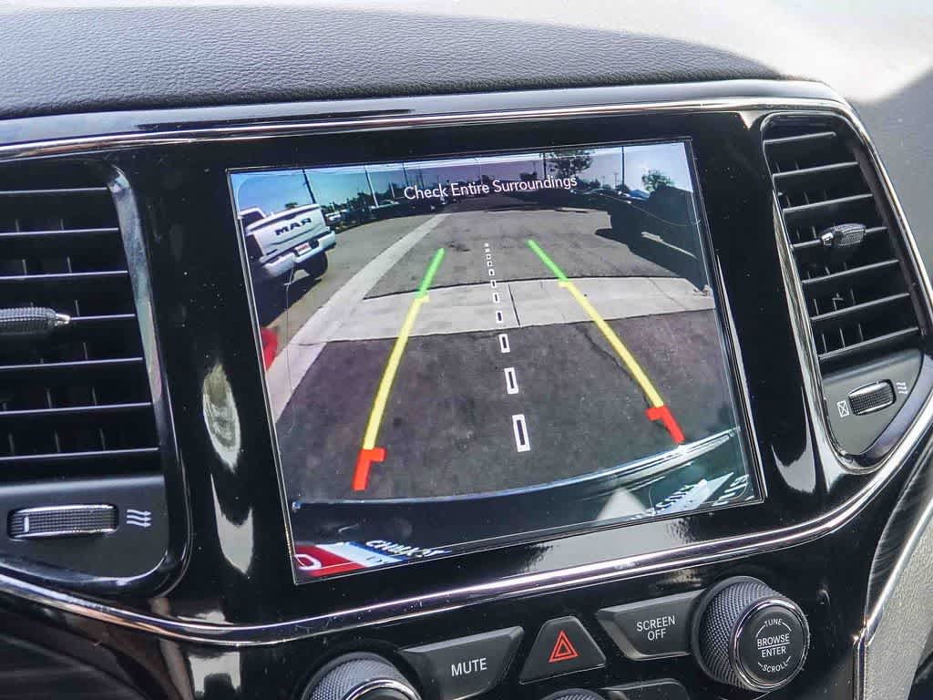 Thumbnail: 2020 Jeep Grand Cherokee - 22