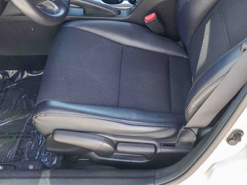 Thumbnail: 2013 Acura ILX - 20