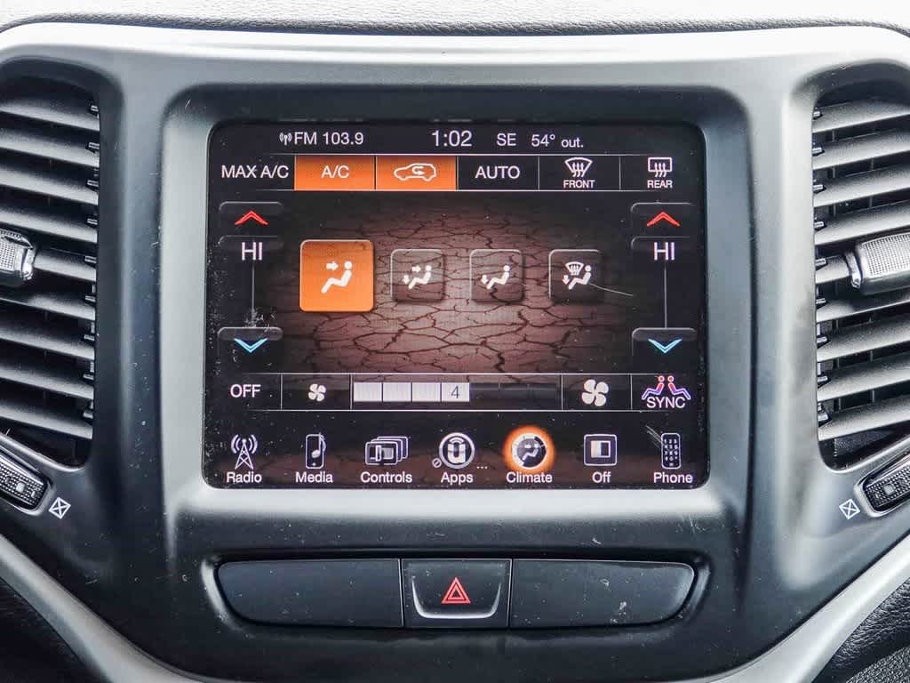 Thumbnail: 2018 Jeep Cherokee - 13