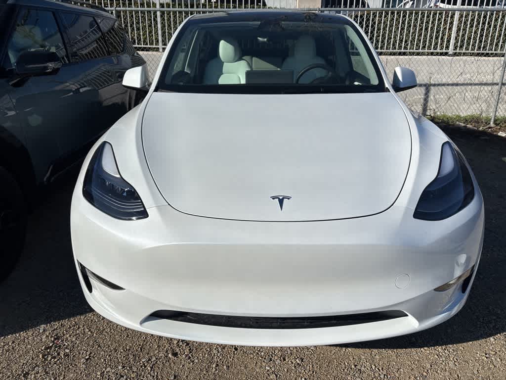 Thumbnail: 2025 Tesla Model Y - 2