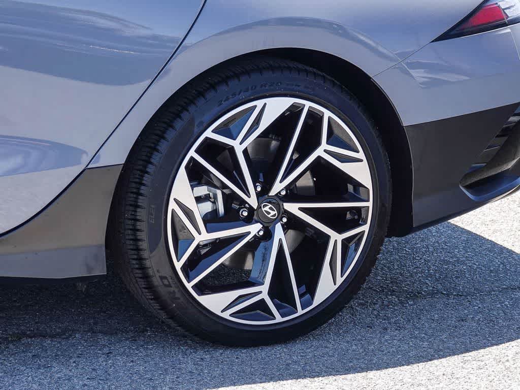 Thumbnail: 2024 Hyundai Ioniq 6 - 10