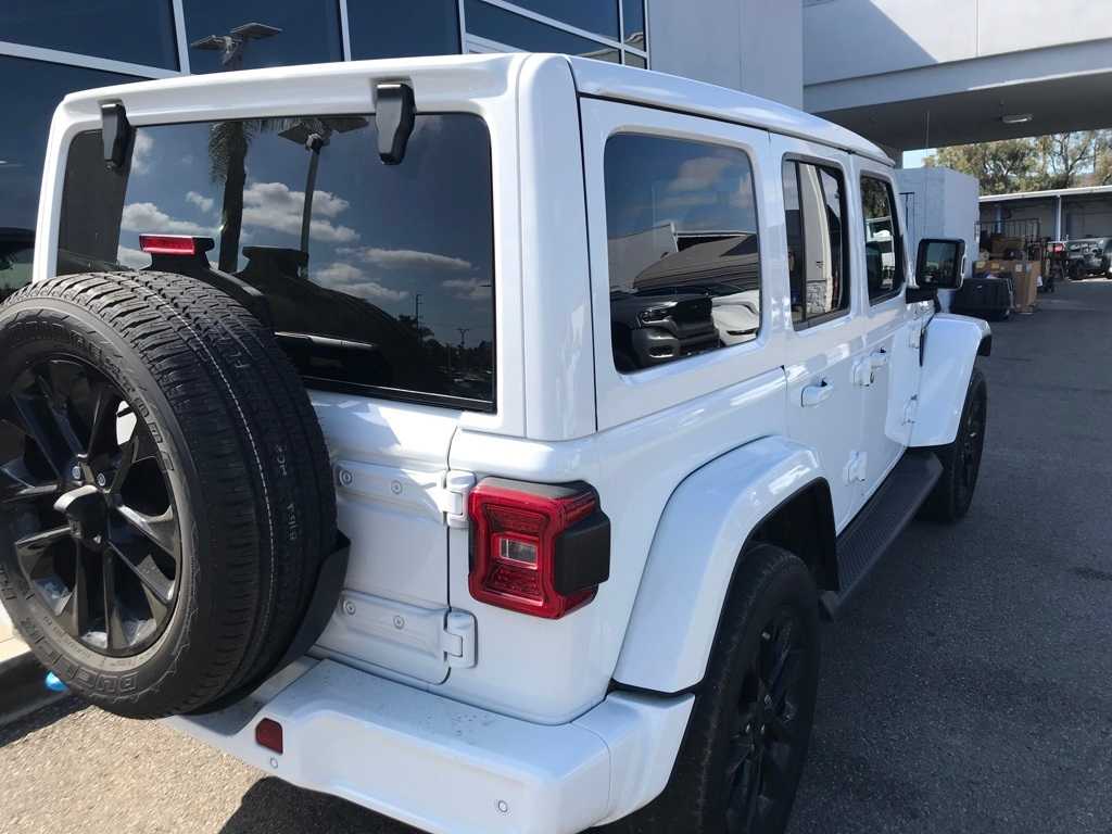 Thumbnail: 2021 Jeep Wrangler - 8