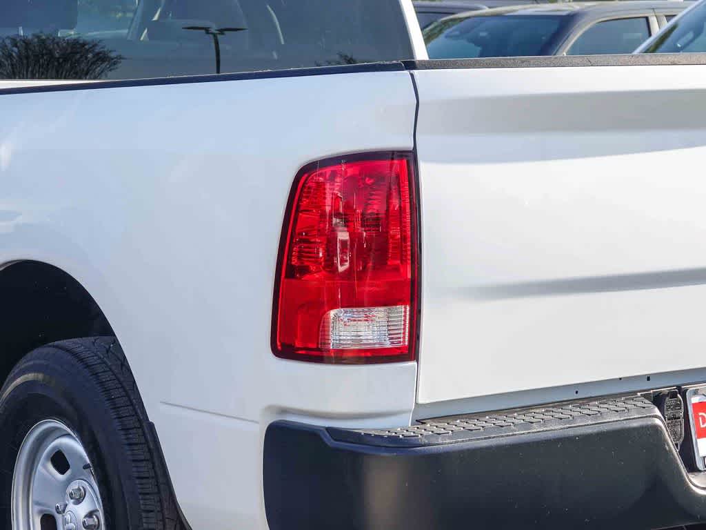 Thumbnail: 2022 RAM 1500 Classic - 7