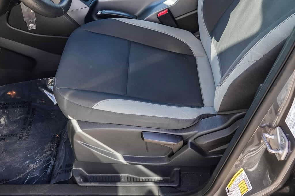 Thumbnail: 2014 Ford Escape - 20