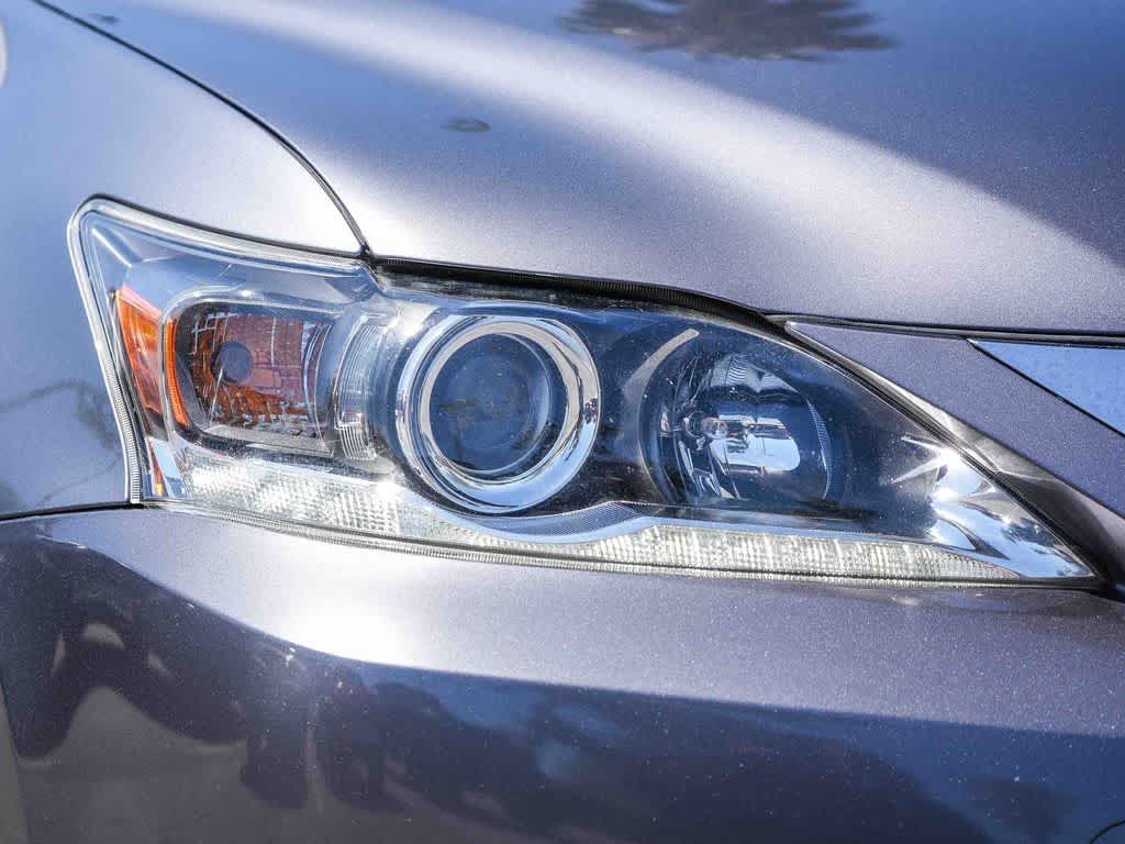 Thumbnail: 2015 Lexus CT - 4