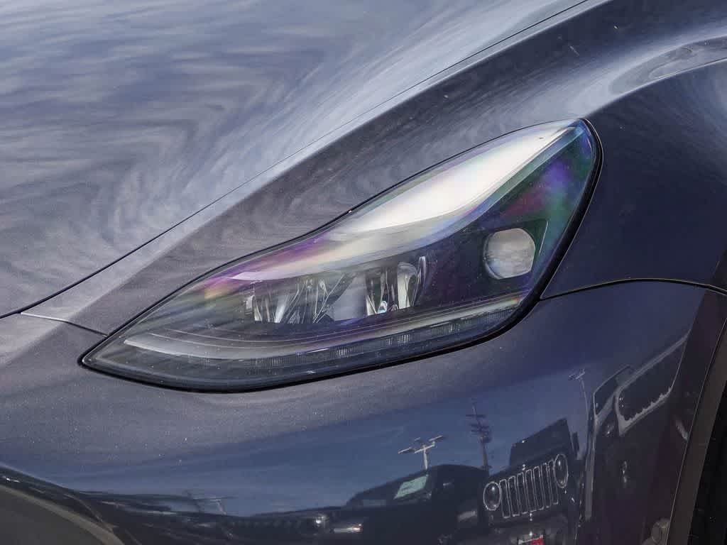 Thumbnail: 2022 Tesla Model Y - 8