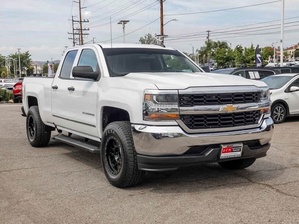 Thumbnail: 2016 Chevrolet Silverado 1500 - 3