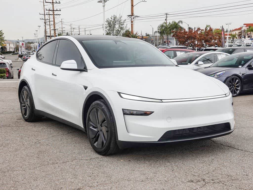 Thumbnail: 2026 Tesla Model Y - 3
