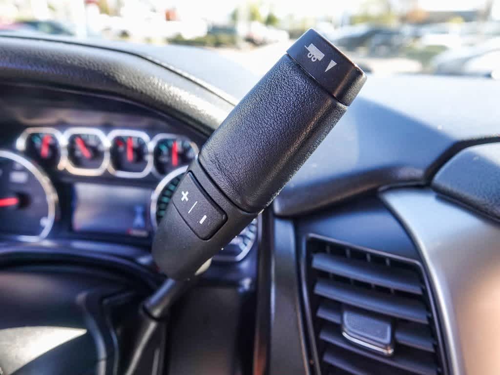 Thumbnail: 2015 Chevrolet Suburban - 18