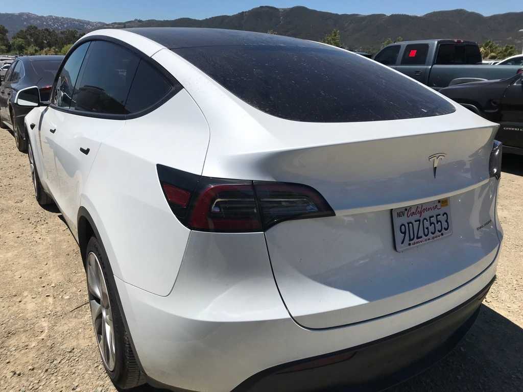 Thumbnail: 2023 Tesla Model Y - 8