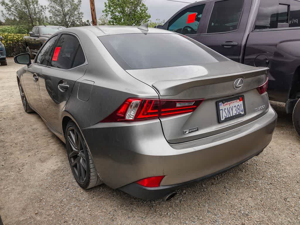 Thumbnail: 2016 Lexus IS - 15