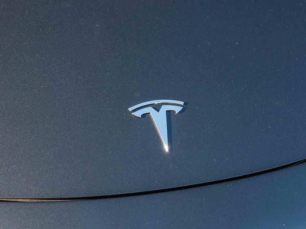 Thumbnail: 2023 Tesla Model 3 - 5