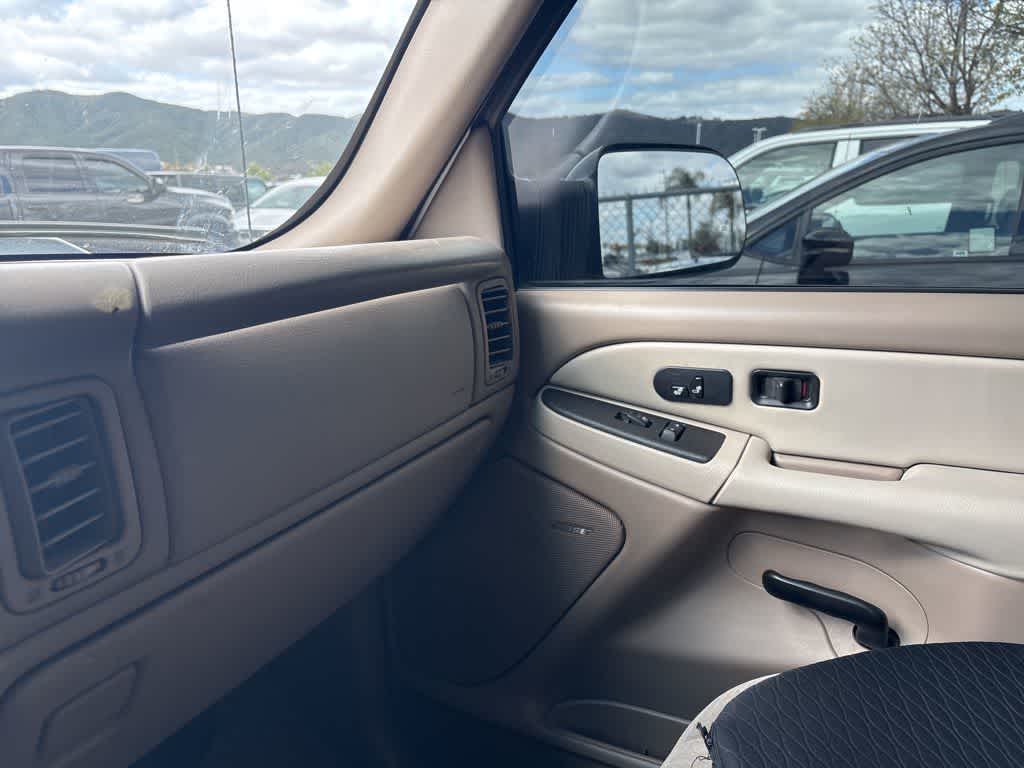 Thumbnail: 2005 Chevrolet Silverado 2500 - 8