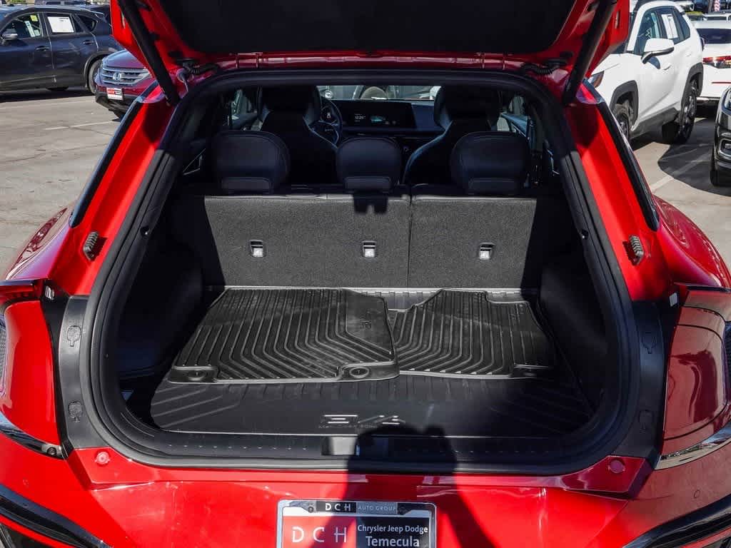 Thumbnail: 2023 Kia EV6 - 25