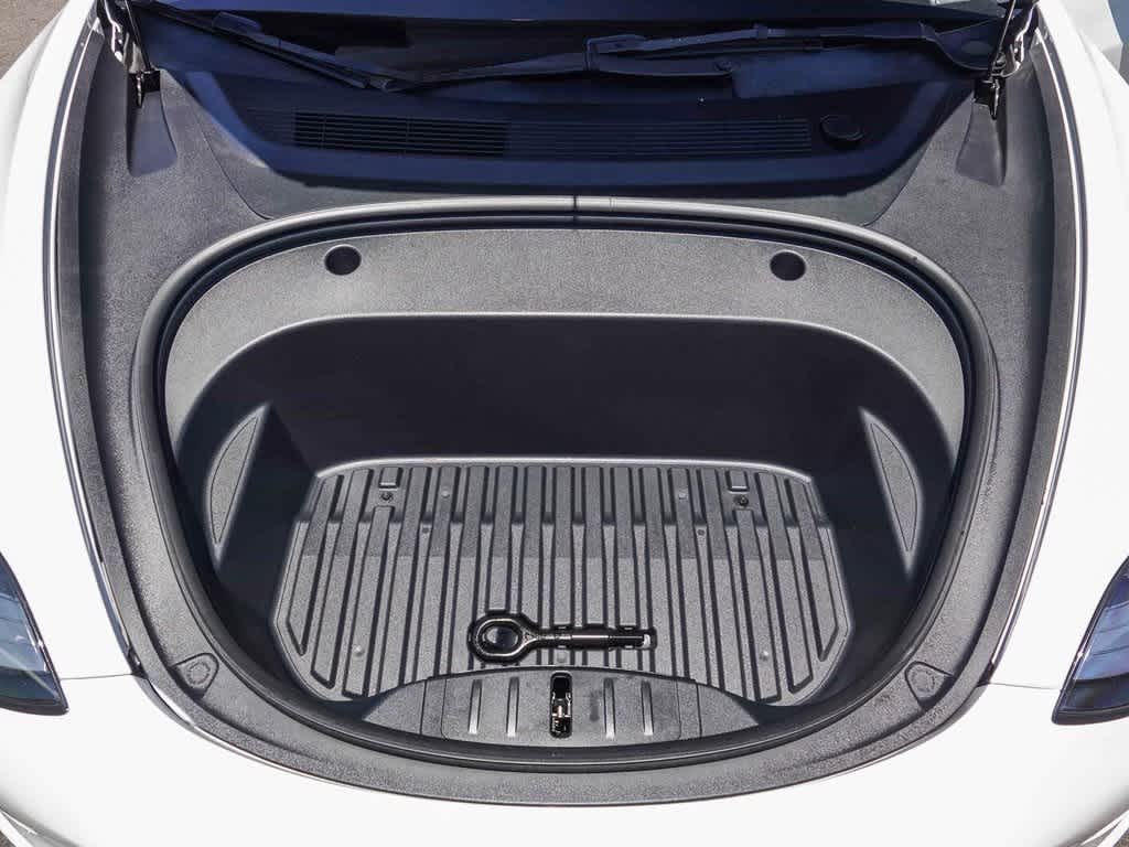 Thumbnail: 2022 Tesla Model 3 - 25