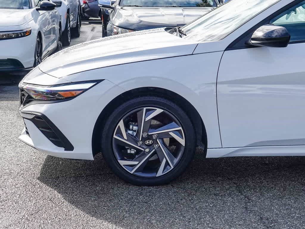 Thumbnail: 2025 Hyundai Elantra - 9