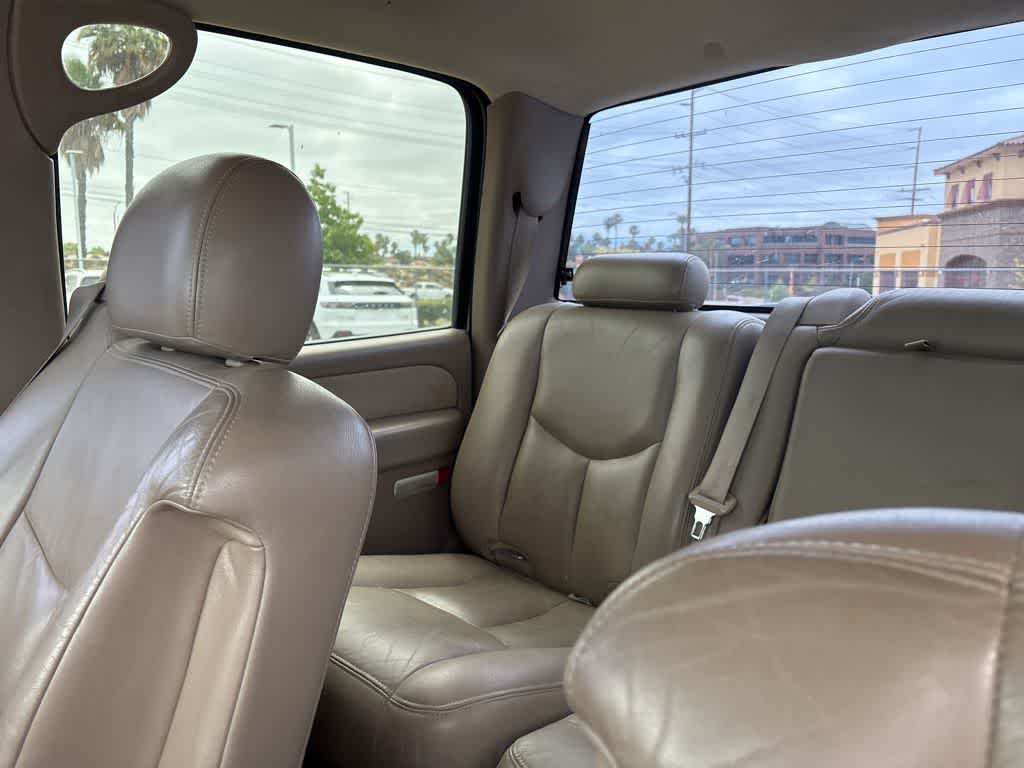 Thumbnail: 2003 Chevrolet Silverado 3500 - 9