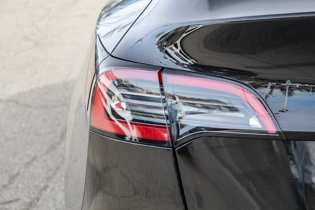 Thumbnail: 2023 Tesla Model Y - 9