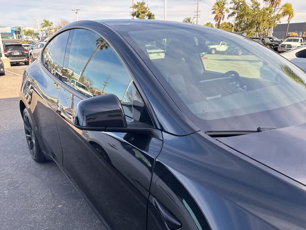 Thumbnail: 2022 Tesla Model Y - 5