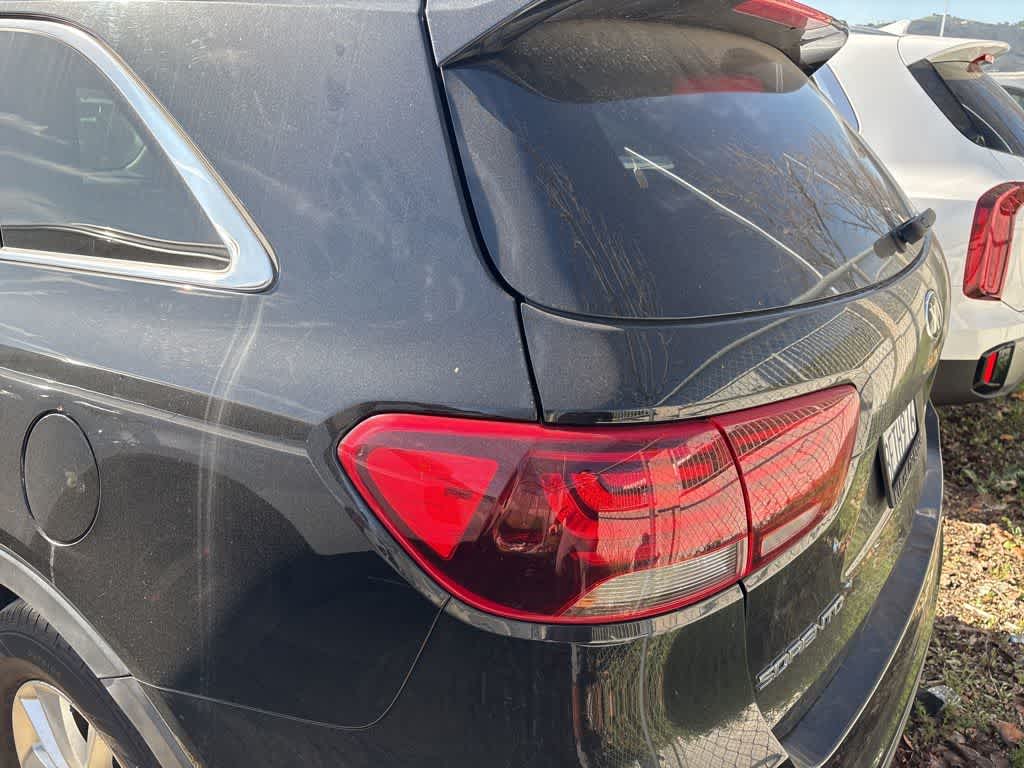 Thumbnail: 2019 Kia Sorento - 7