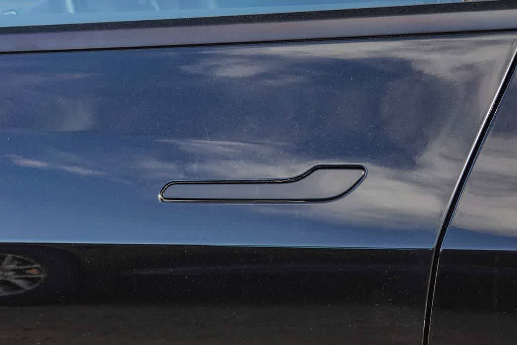 Thumbnail: 2022 Tesla Model Y - 20