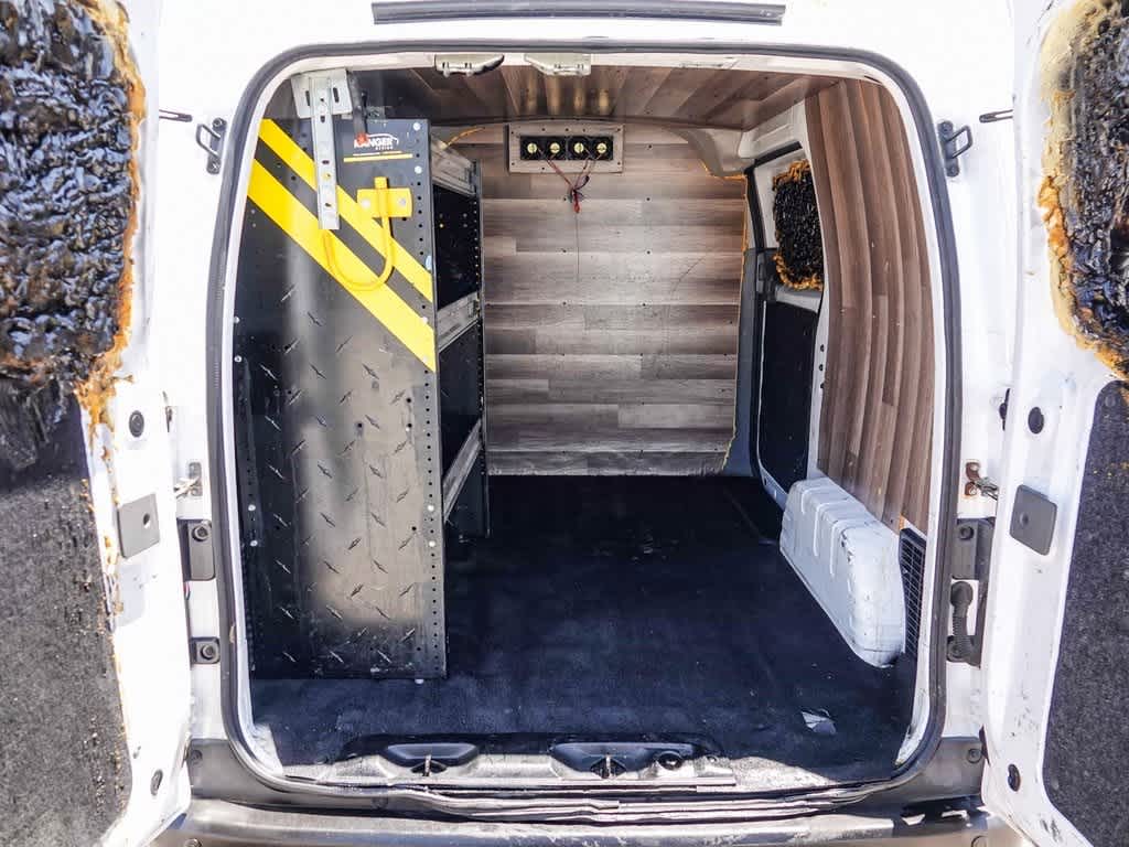 2019 Nissan NV200 S 26