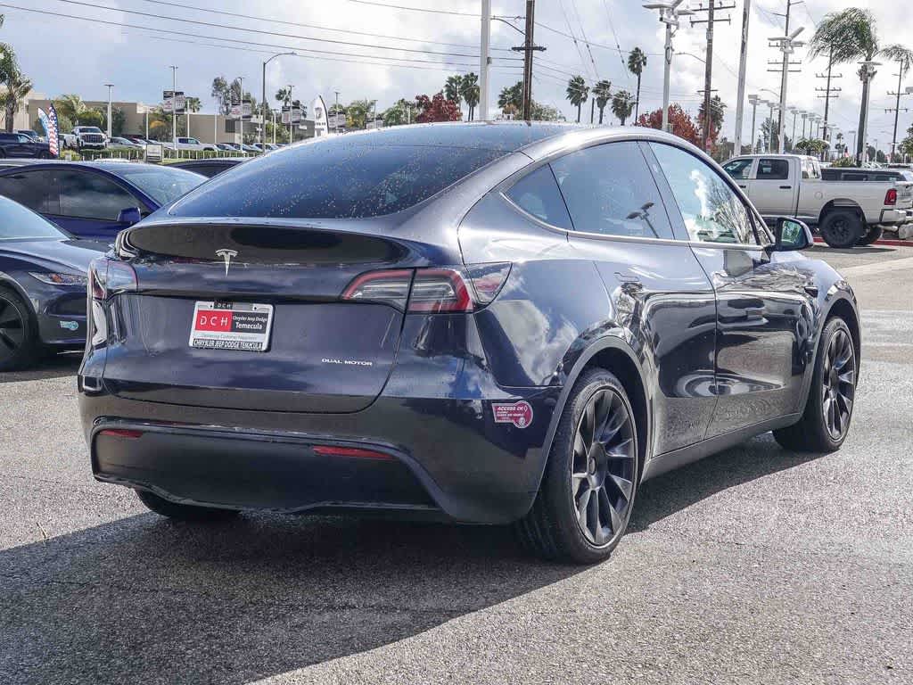 Thumbnail: 2024 Tesla Model Y - 4