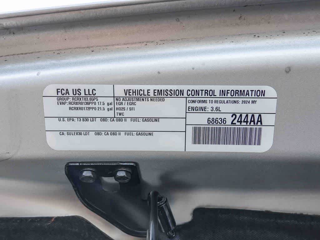 Thumbnail: 2024 Jeep Wrangler - 28