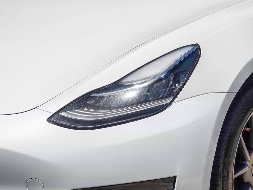 Thumbnail: 2022 Tesla Model 3 - 8