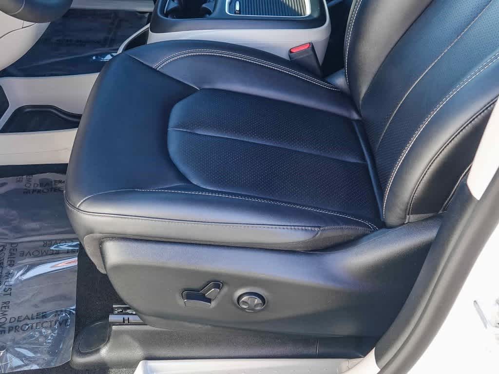 Thumbnail: 2024 Chrysler Pacifica - 20