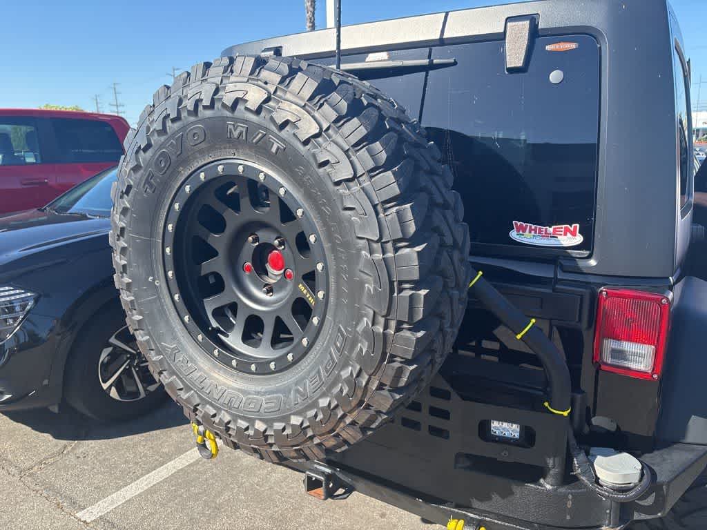 Thumbnail: 2015 Jeep Wrangler - 9