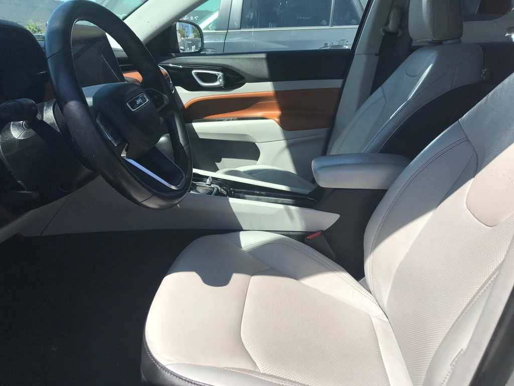 Thumbnail: 2022 Jeep Compass - 14