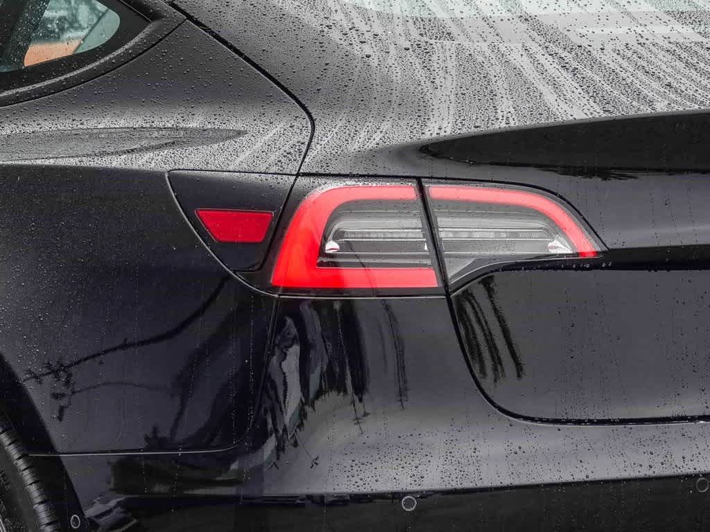 Thumbnail: 2022 Tesla Model 3 - 7