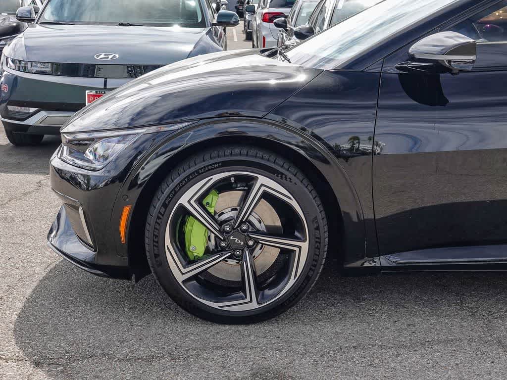 Thumbnail: 2023 Kia EV6 - 9