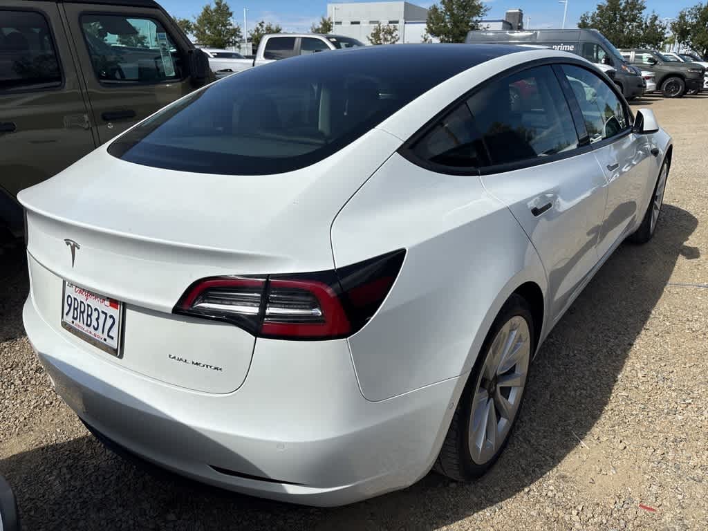 Thumbnail: 2022 Tesla Model 3 - 5