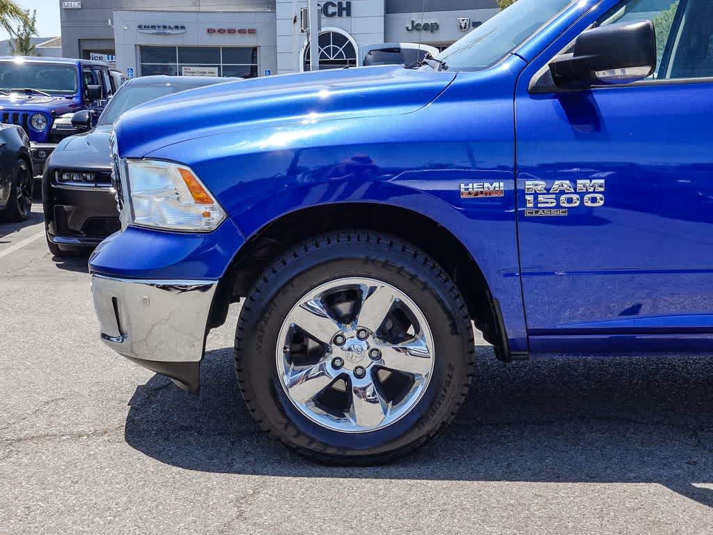 Thumbnail: 2019 RAM 1500 Classic - 9