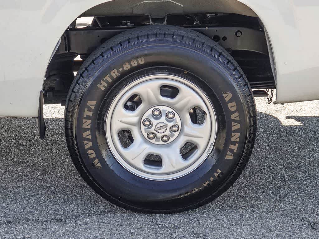 Thumbnail: 2023 Nissan Frontier - 10