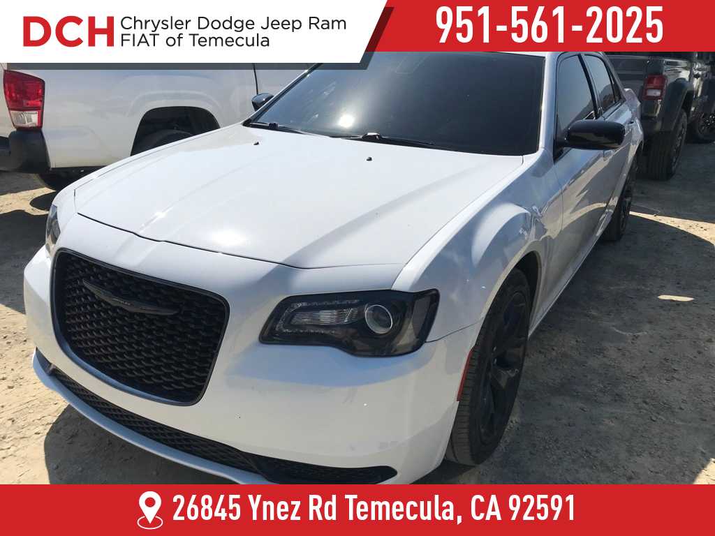 Thumbnail: 2020 Chrysler 300 - 1