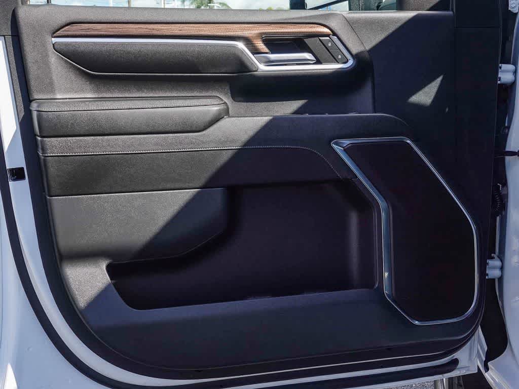 Thumbnail: 2024 Chevrolet Silverado 2500 - 20
