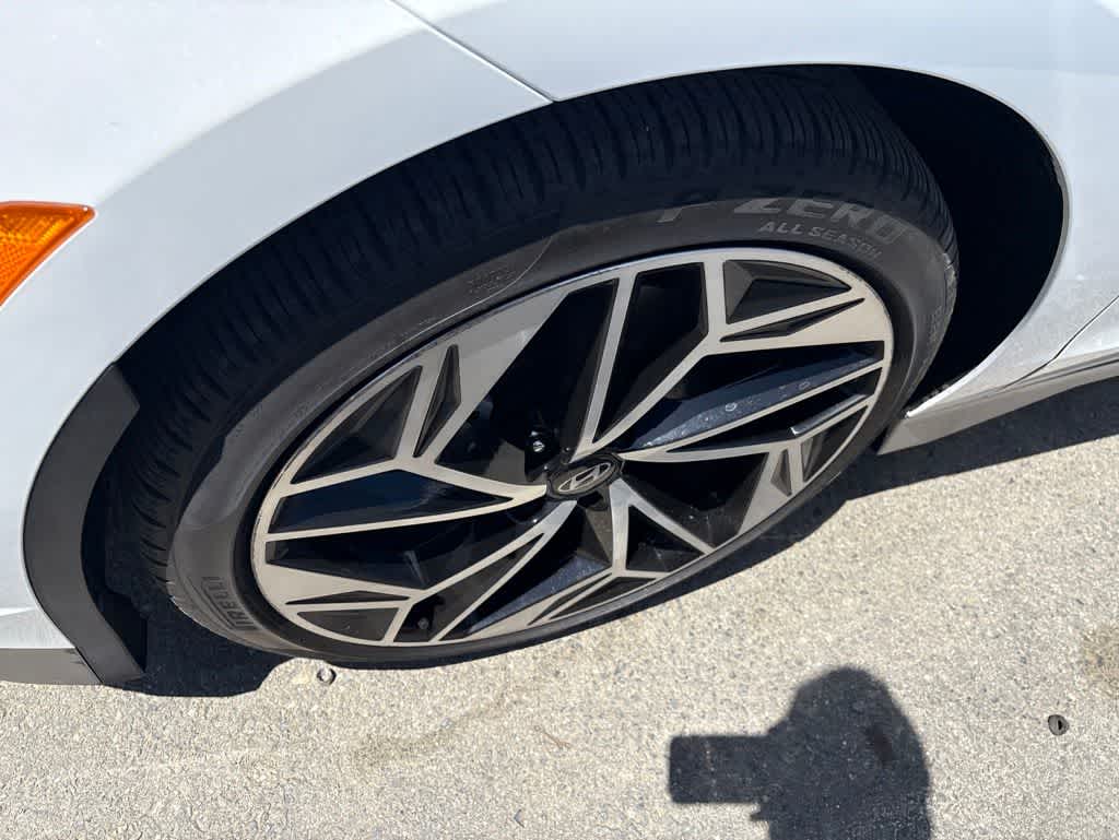 Thumbnail: 2024 Hyundai Ioniq 6 - 2