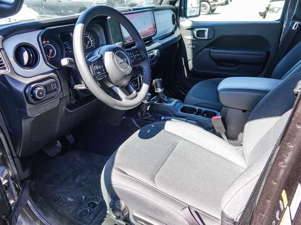 Thumbnail: 2026 Jeep Wrangler - 20