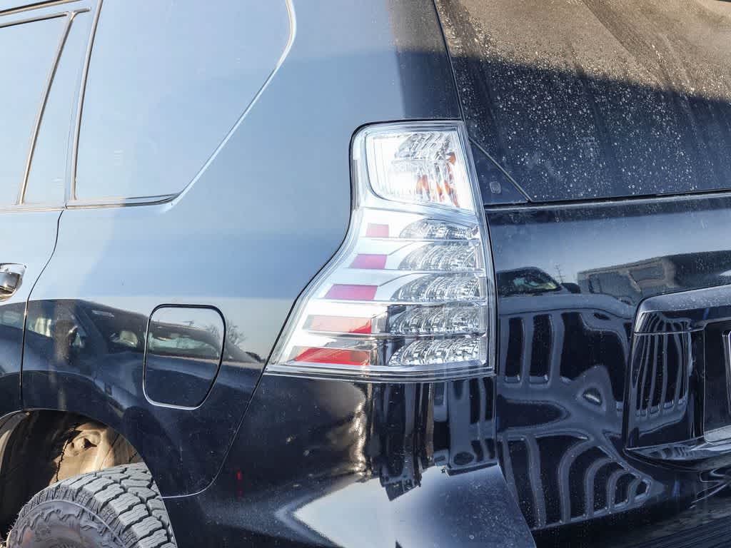 Thumbnail: 2018 Lexus GX - 14