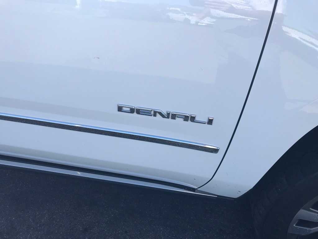 Thumbnail: 2018 GMC Yukon - 4