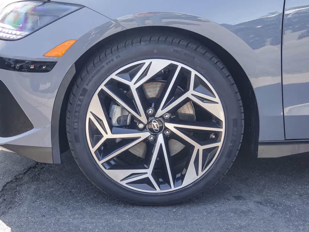 Thumbnail: 2024 Hyundai Ioniq 6 - 10