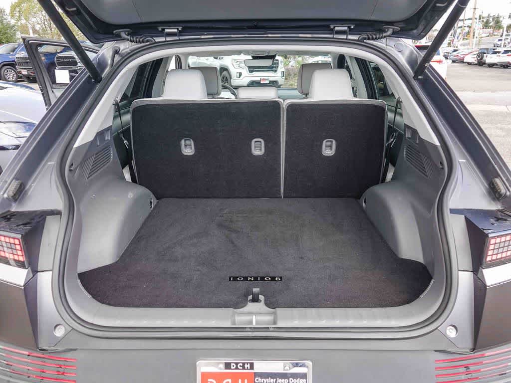 Thumbnail: 2023 Hyundai Ioniq 5 - 26