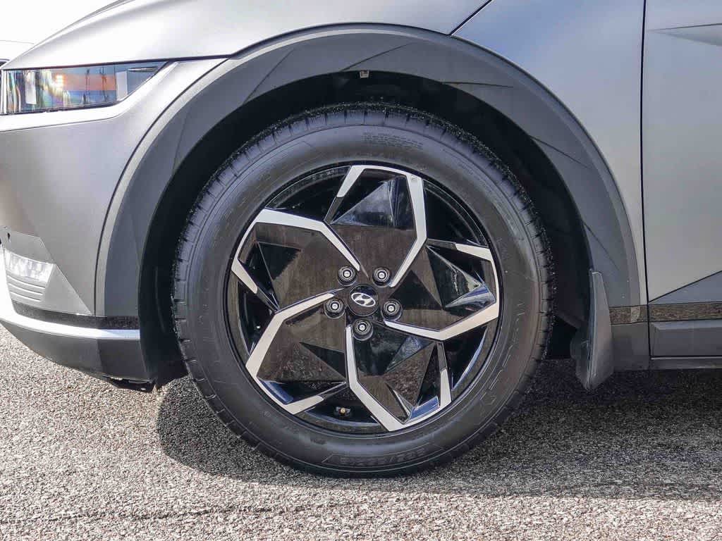 Thumbnail: 2023 Hyundai Ioniq 5 - 10