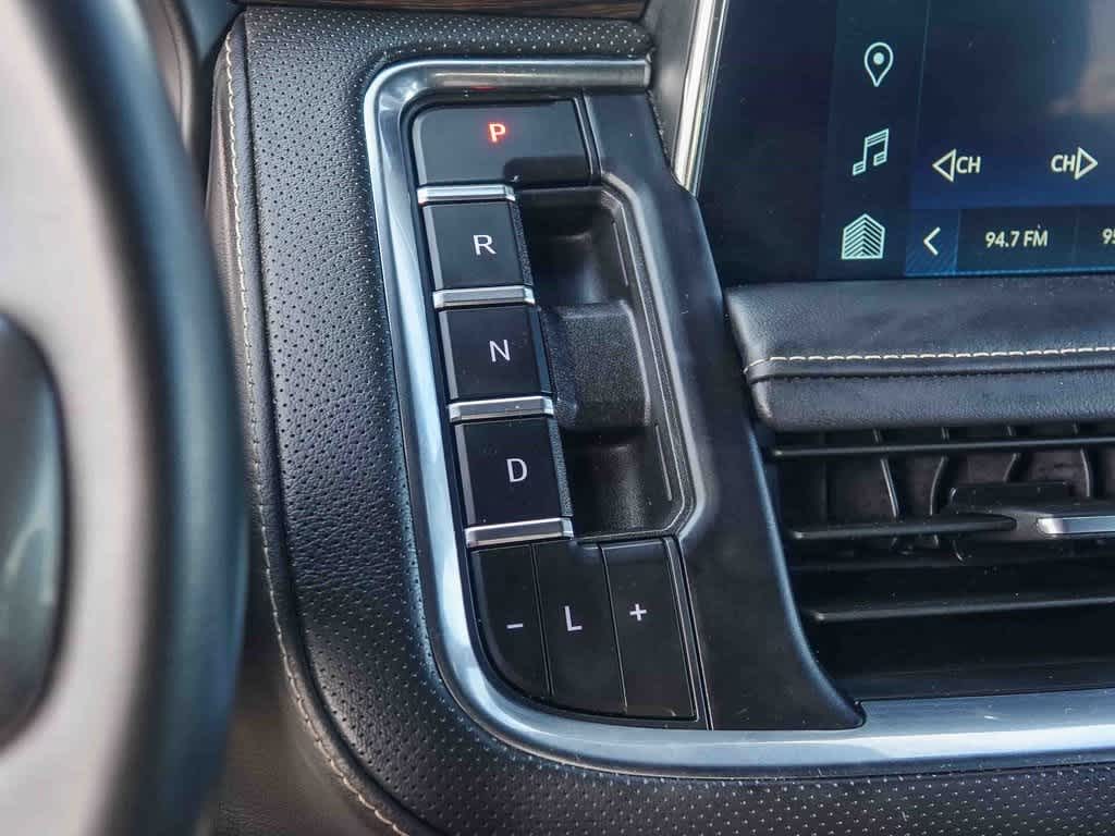 Thumbnail: 2023 Chevrolet Suburban - 18