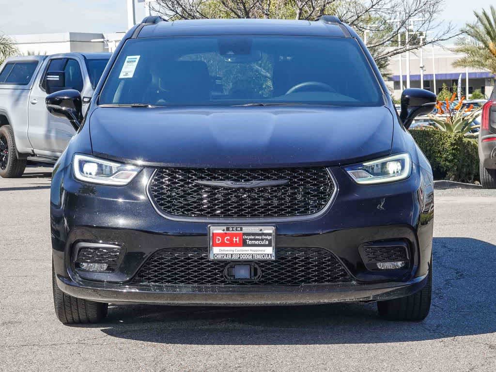 Thumbnail: 2025 Chrysler Pacifica - 2